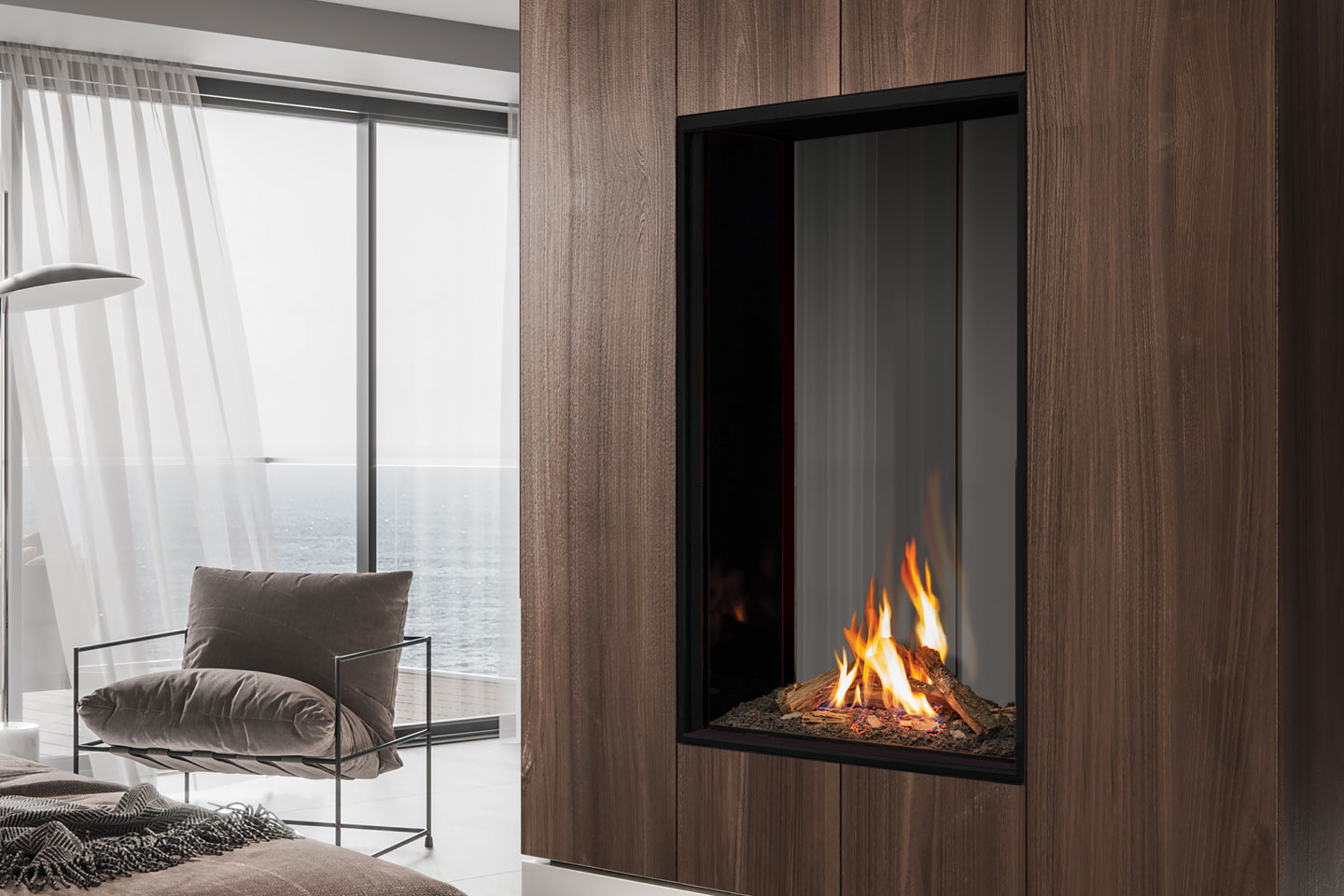 U33 Tall Traditional Fireplace - Image 3