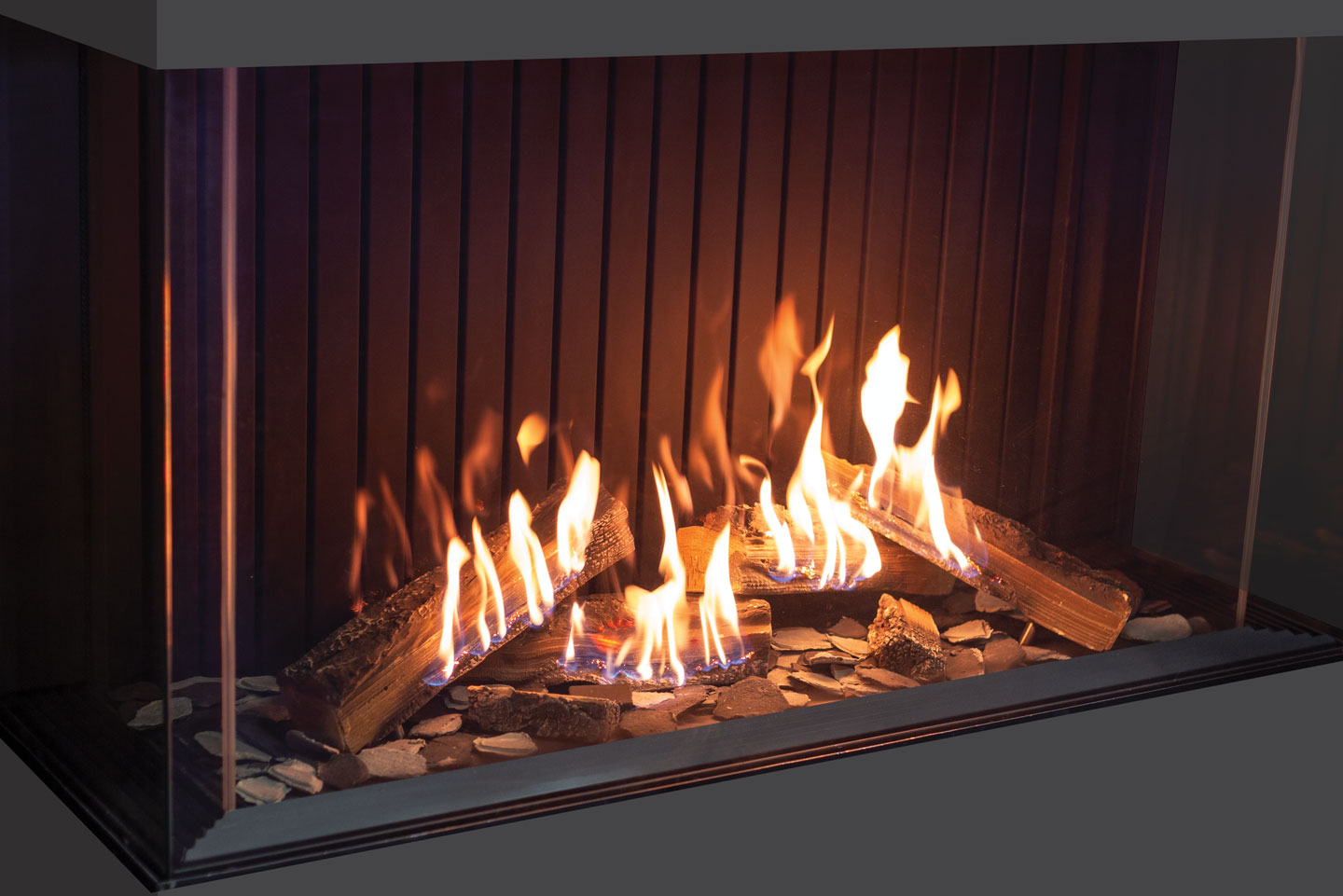 U50 Tall Ultra Bay Fireplace - Image 7