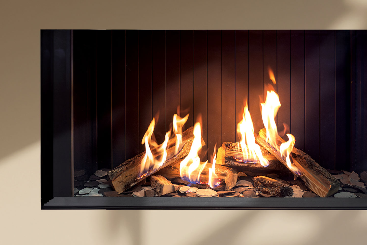 U50 Tall Ultra Linear Fireplace - Image 2