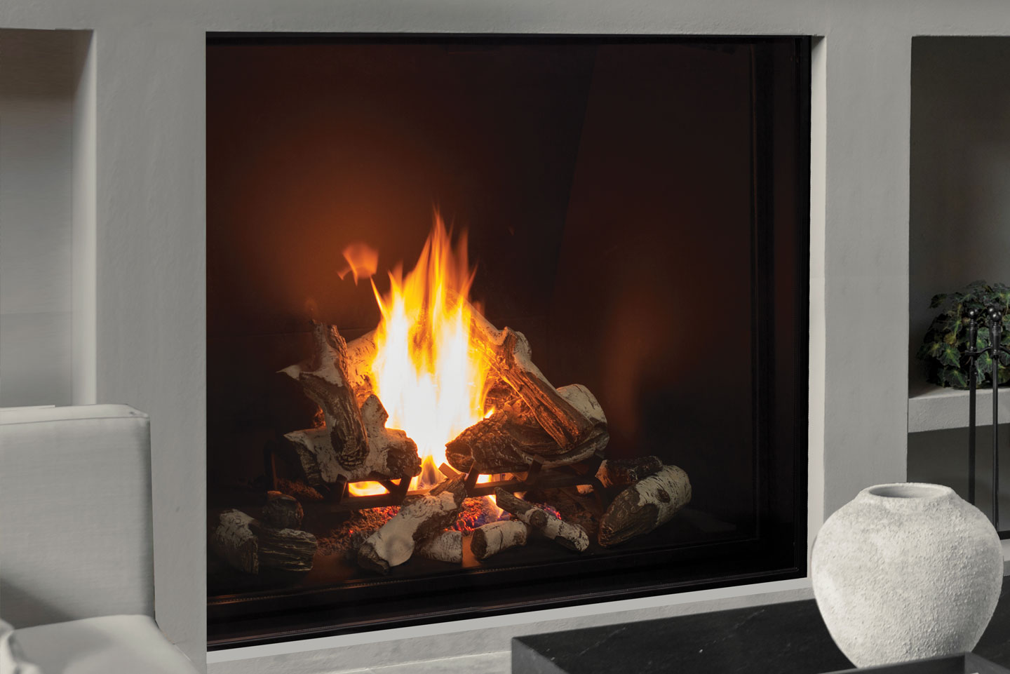 U55 Traditional Fireplace - Image 3