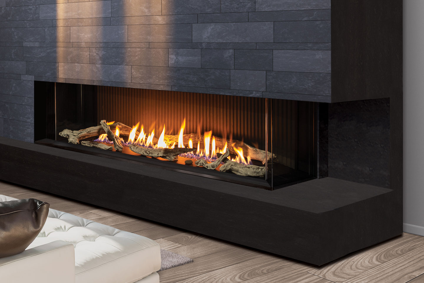 U70 Bay Fireplace - Image 5