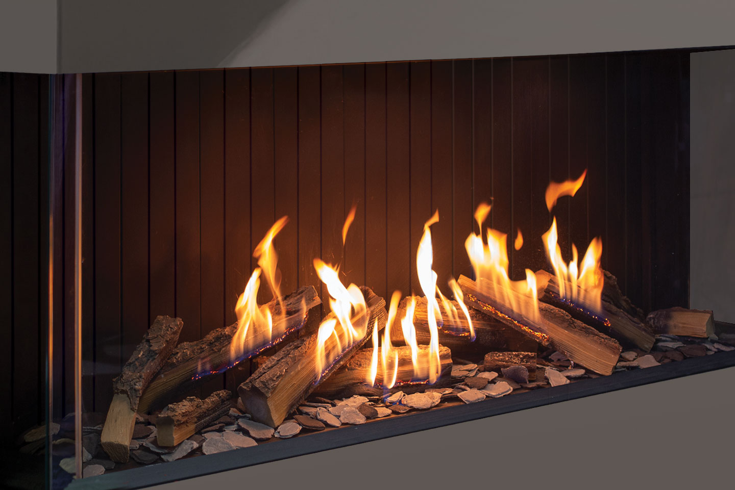 U70 Tall Ultra Fireplace - Image 6